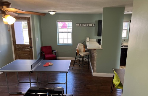 Saint Roch Apartment | Chillpad Blocks from FrenchQuarters