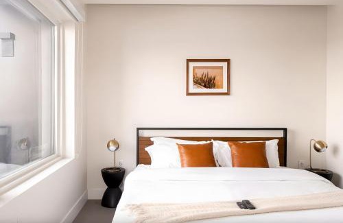 Highland House | Chilltop Lounge | Espadin LoHi