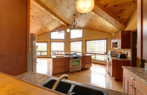 Sautee Nacoochee Ski Chalet | Chimney Mountain Chalet - Spacious Pet Friendly Chalet for the Whole Family