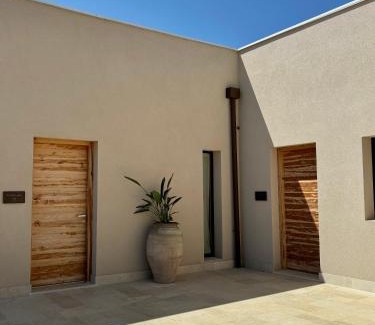 Avola House | Chiusa Di Carlo Agriturismo