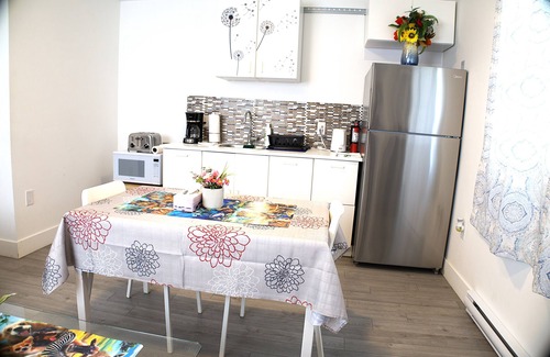 Halifax House | ChrisTon Exotic Suite