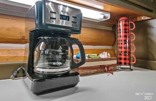 Eureka Springs Cabin | Cinnamon Valley - The Mountaineer