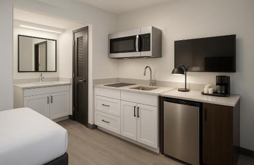 Wheatland Hotel | Citrus Suites Extended Stay Oklahoma City Airport