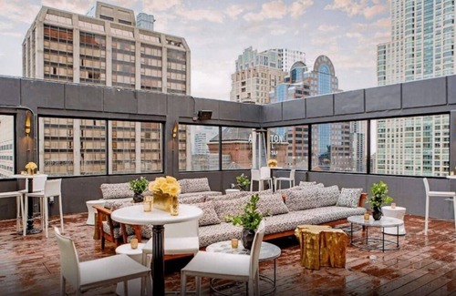 Streeterville Hotel | City Center Luxury, Double Queen - The Chicago Hotel Collection Mag Mile