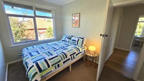 Elsternwick Apartment | City Escape - Peace at Elsternwick