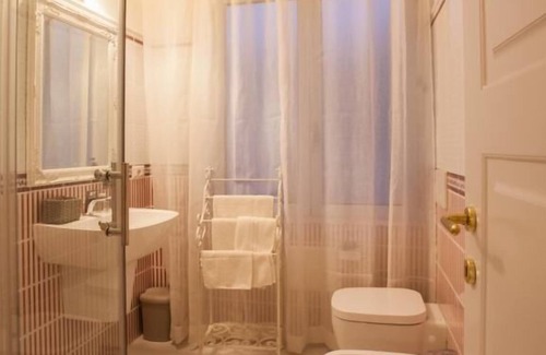 Olbia House | City Garden Guest House