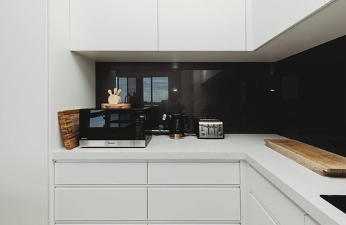 New Plymouth House | City Hideaway - New Plymouth Holiday Home