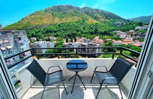Mostar Apartment | City Lights Panorama