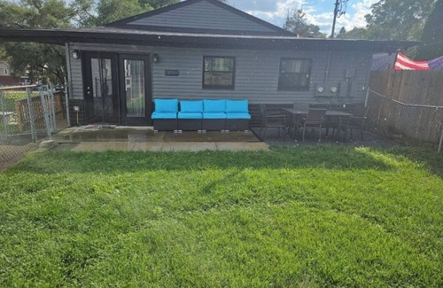 South Hills House | City Living—sleeps 12 n15-20 mins from Acrisure Stadium, PNC Park, Mt Washington