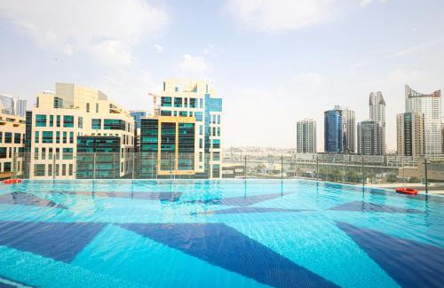 Jumeira 3 Apartment | City View Modern Studio - Elite Residence Downtown
