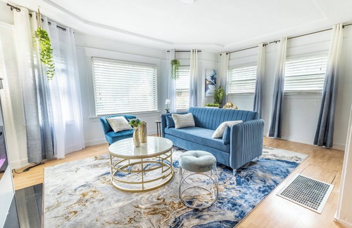 San Bruno House | Cityscape Haven - Central SF Home near SFO