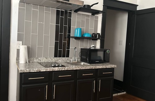 Vollintine-Evergreen Condo | Cityscape Studio
