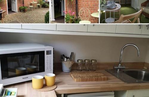 Dormansland Bed & Breakfast | Claridge House Retreat Centre