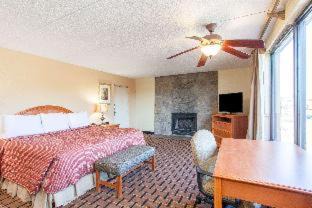 Pigeon Forge Hotel | Clarion Inn & Suites near the Leconte Center Pigeon Forge