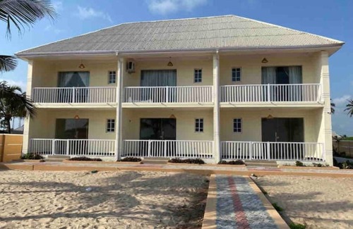 Ogombo Apartment | Classic Oceanfront Suite, Eleko, Lagos, Nigeriann