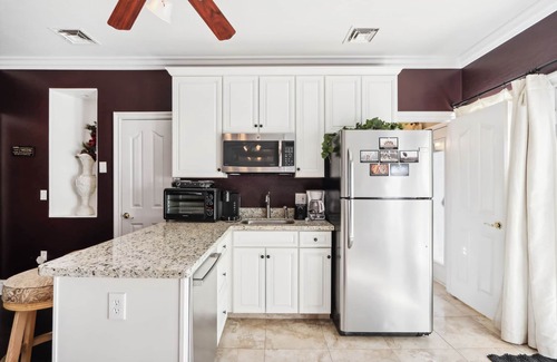 Val Vista Lakes Apartment | Classy Guest Suite With Spiral Staircase in Gorgeous Lake Community