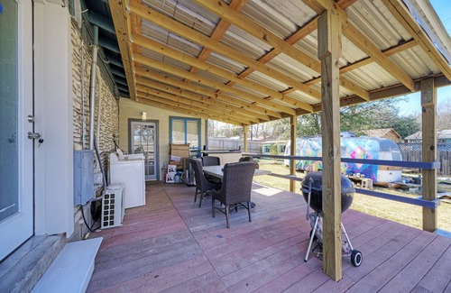North Austin Civic Association Apartment | Classy studio perfect small apartment