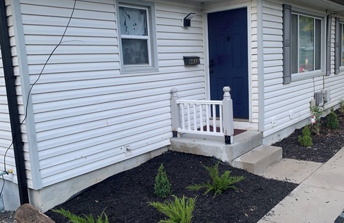 Overland Park House | CLEAN AND COZY HOME JUST MINUTES FROM DOWNTOWN OVERLAND PARK