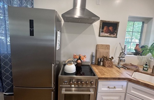 Ballard House | Clean Cottage great area. Close to Solvang, Ballard and Los Olivos.