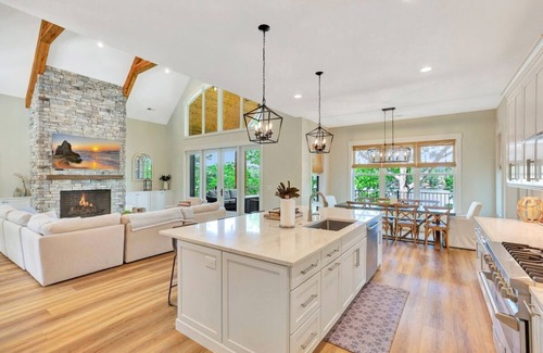 West Union House | Clear Sail Way Haven