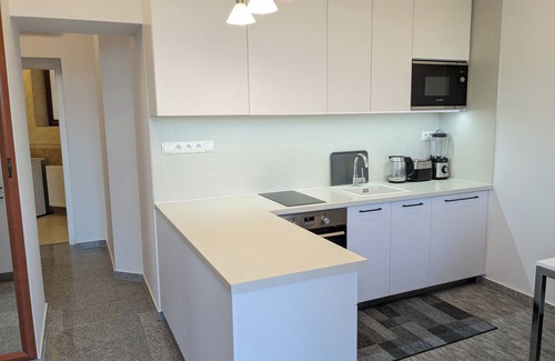 Old Town Apartment | ClearVueHome - Panoramic 43 m2 Studio Bratislava Slavin