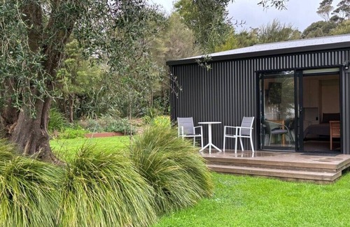 Russell Apartment | Clendon Cove Olive Studio with boat ramp and good for Cape Brett walkers