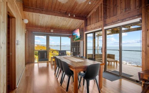 Myponga Beach House | Cliffs End Beach Shack 105 Gold Coast Drive