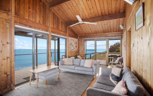 Myponga Beach House | Cliffs End Beach Shack 105 Gold Coast Drive