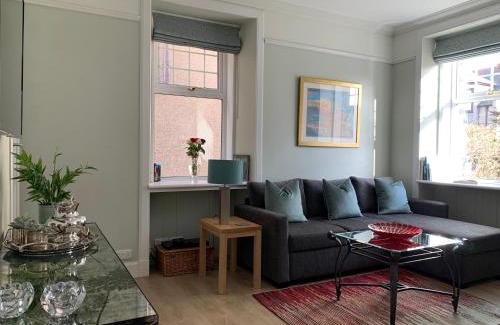 Lossiemouth Apartment | Cliffside