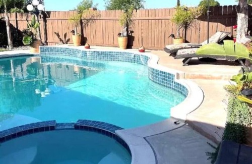 Aliso Viejo House | Close to Beach. Garden and pool!