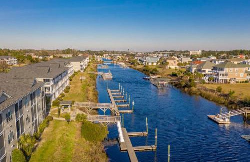 Carolina Yacht Landing House | Close to the Beach - Waterway Community