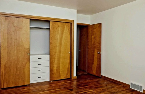 Logan House | Close to USU and Logan Canyon