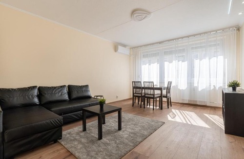Angyalfold Apartment | Cloud 8 Apartment