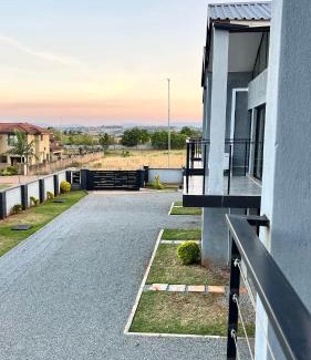 Lobamba Apartment | Cloud 9 by Stronoff