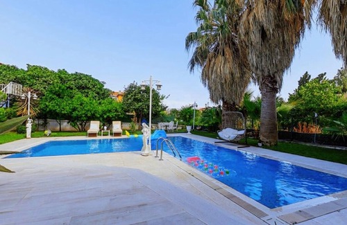 Beylikduzu Villa | Cloud Nine by Alara | Luxury Private Pool & Garden Villa