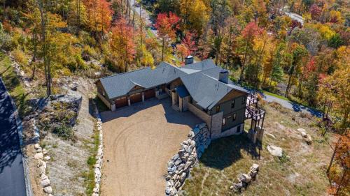 Banner Elk House | Clouds Rest at Eagles Nest