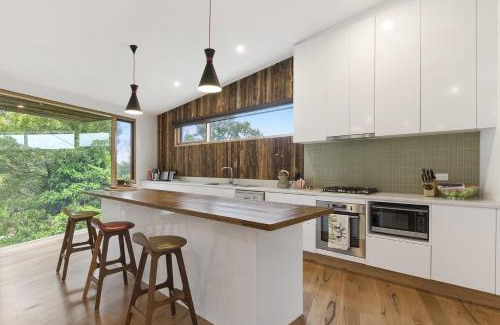 Lorne House | Clovelly - BYO Linen