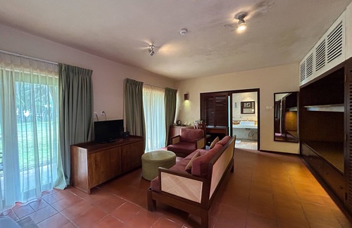 Kaluwamodara Resort | Club Bentota