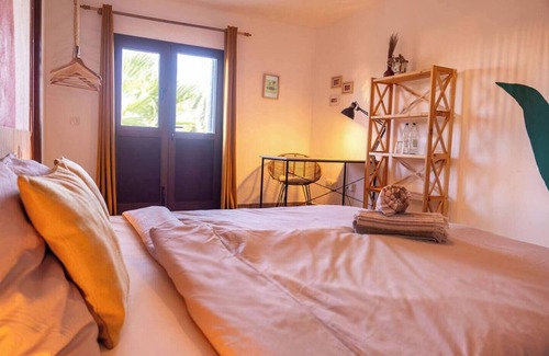 Villaverde House | Co-Living at Casa Cocolores