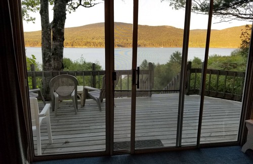 Hall Quarry Cottage | Coastal Charm with Incredible views of Acadia National Park Mountains and Ocean