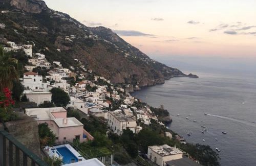 Bomerano Apartment | Coastal Cliff, Amalfi 2