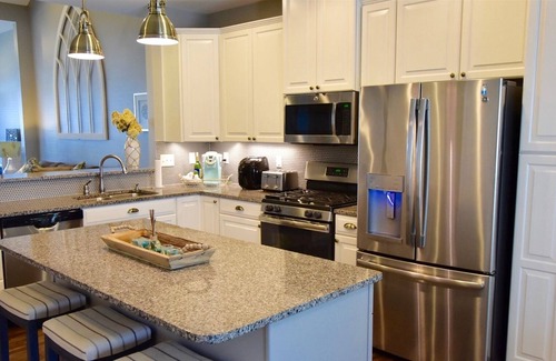 Lewes House | Coastal Club * 3 BR Luxury Villa Townhouse , 2.5 BA Sleeps 8
