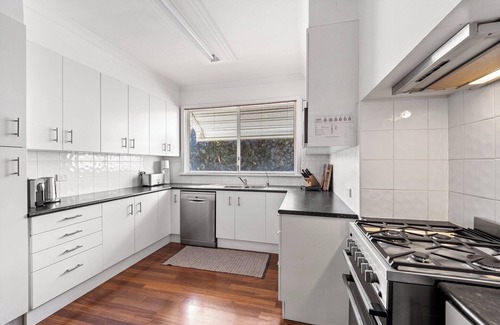 Dawesville House | Coastal-Family Friendly- Seaside Living-Getaway