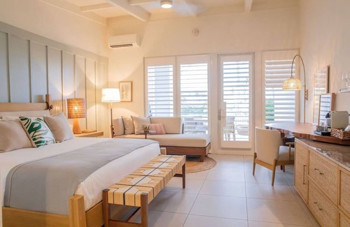Islamorada Hotel | Coastal Gem! Water Activities Onsite, Pool, Private Patio, Pets Allowed!