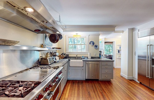 West Hyannisport House | Coastal home with screened porch, W/D, & amazing location