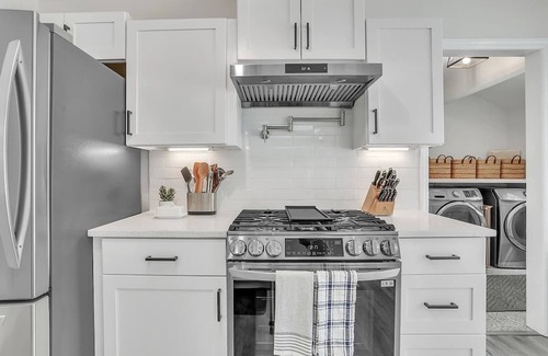 Savannah House | Coastal Pool Retreat Near Beach, Downtown & Fun!