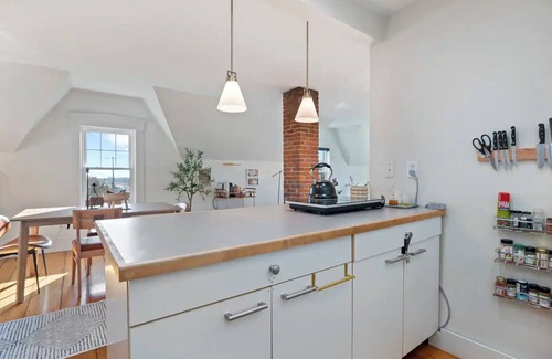 Swampscott House | Coastal Retreat: steps to beach and town
