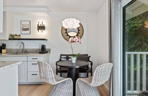 Summerland Condo | Coastal Retreat with Private Balcony & Bali Charm