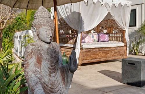 Summerland Condo | Coastal Retreat with Private Balcony & Bali Charm