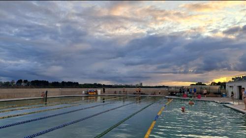 Clontarf Apartment | Coastal suite